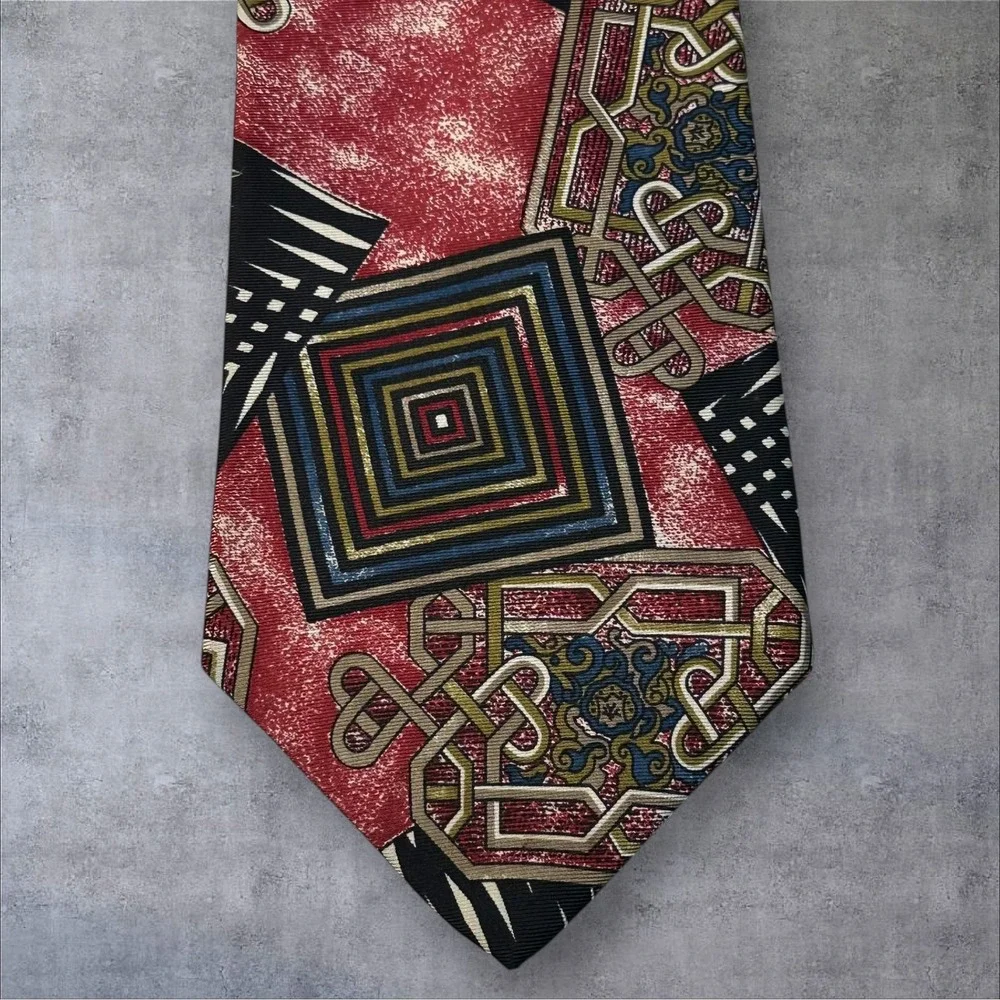 Patinni Union Made Silk Tie Red Black Geometric Pattern‎ Vintage Neckwear USA